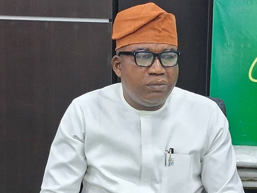 Stephen Aziz Momoh.